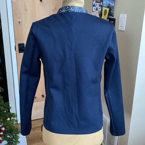 Lululemon Jacket - Picture 9 of 16